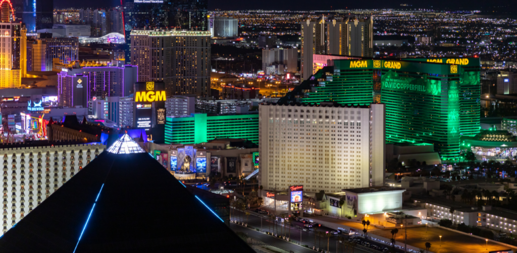 Real Estate The Signature at MGM Grand